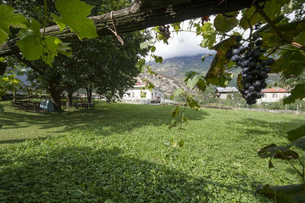 Mansarda Plein Soleil Villa Donnaz Luaran gambar